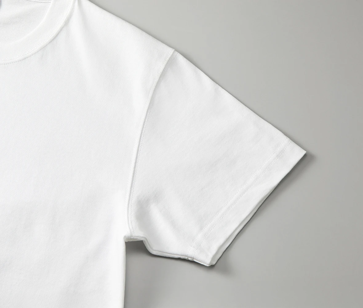 アームホールには丈夫なまたぎ2本針始末