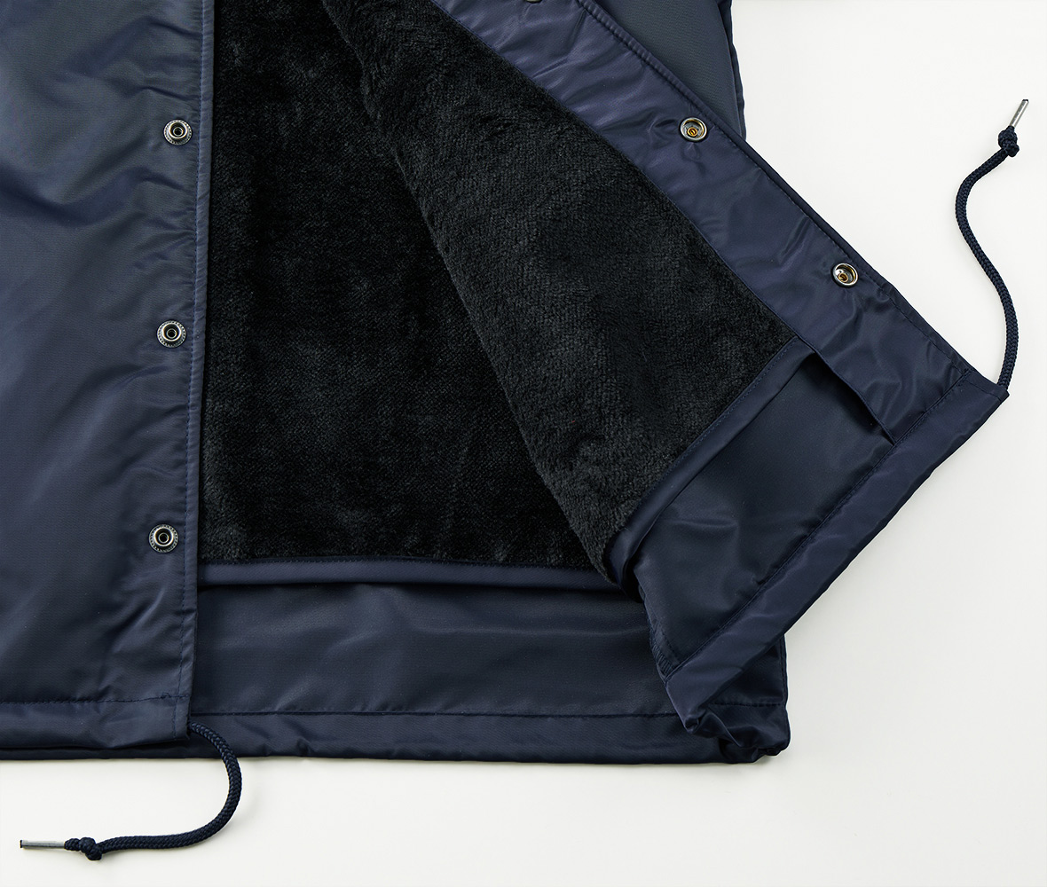 ボア素材のライナー付き