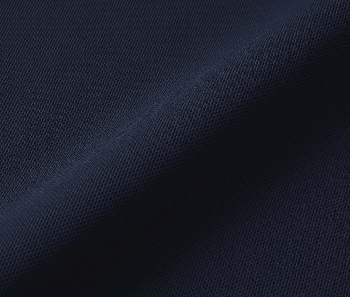 上品な光沢があり、通気性と吸汗性の高い鹿の子生地