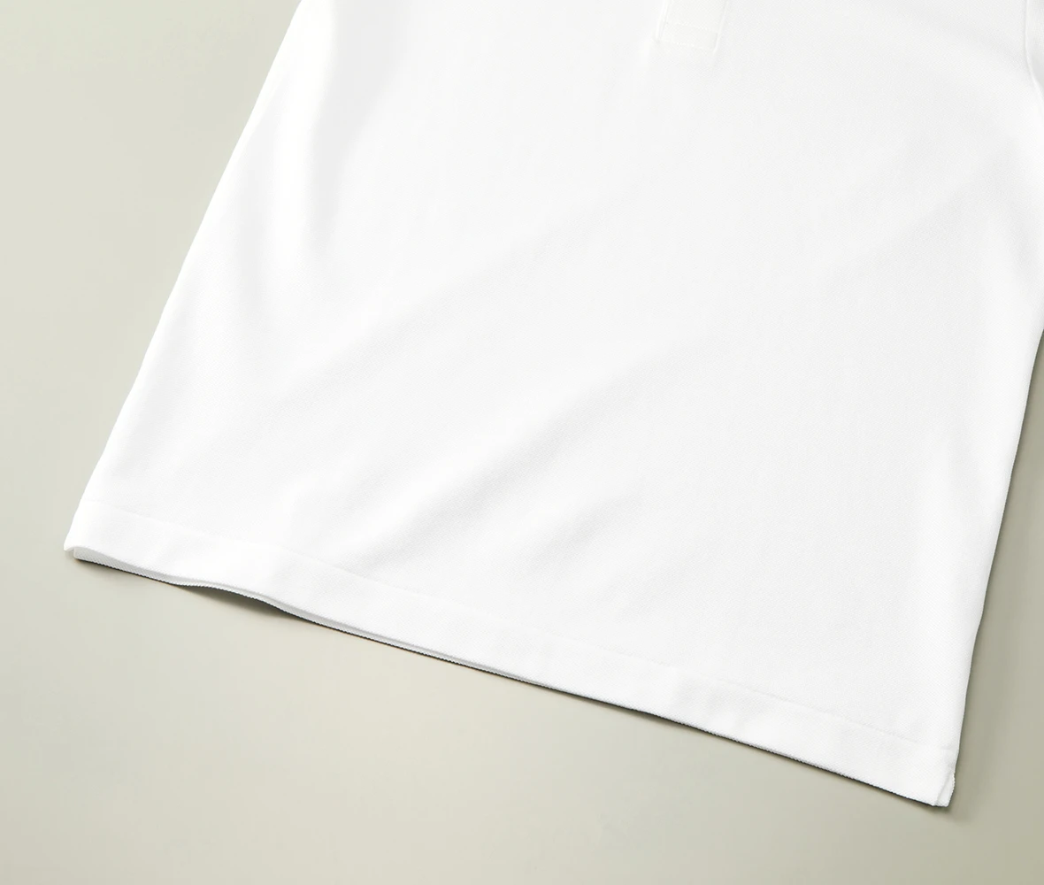 裾口はシングルステッチ始末（天地引き）